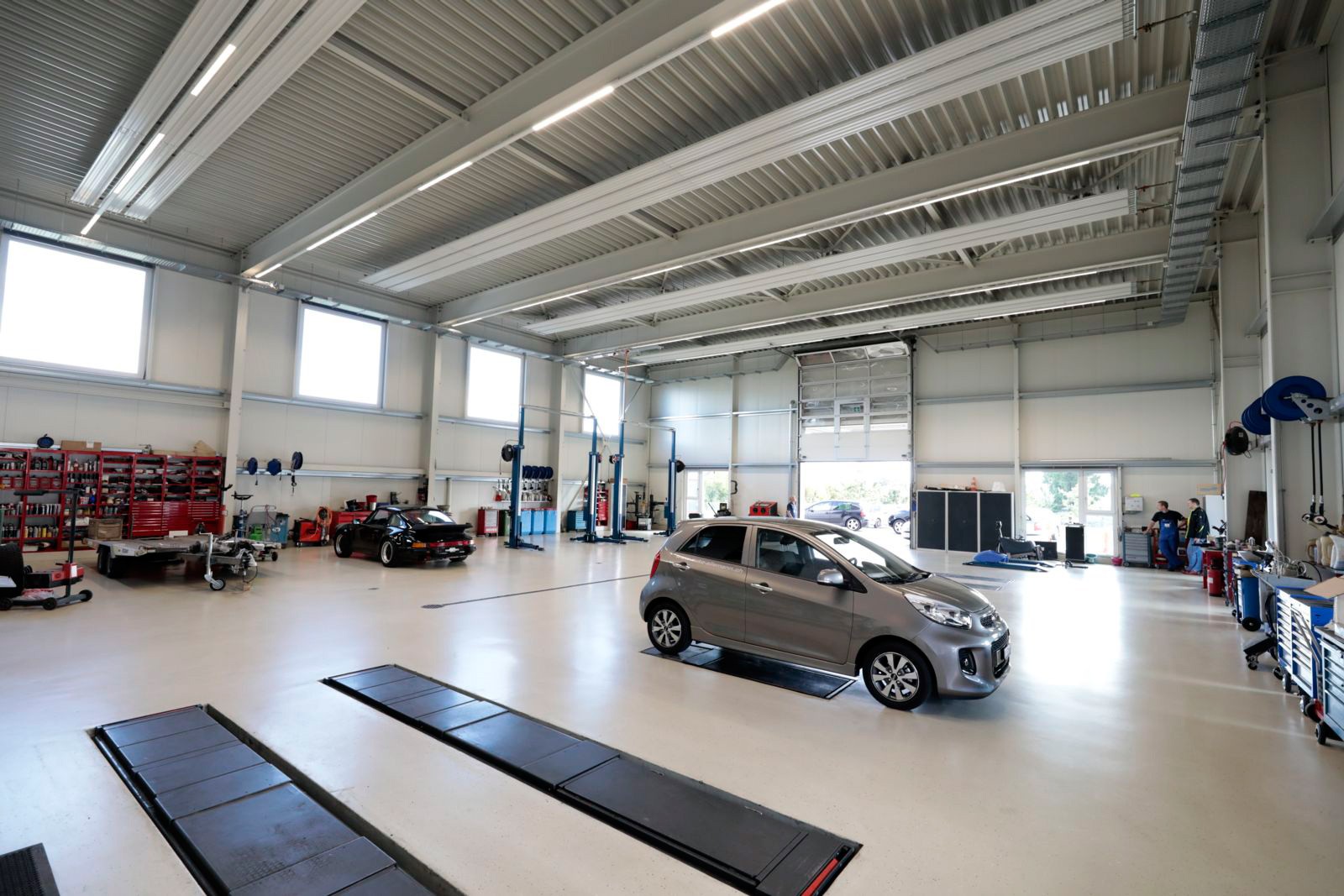 Auto Allemann Wiedlisbach moderne Werkstatt